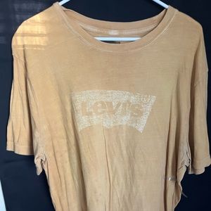 Levi Tee